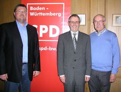 Sind zufrieden mit der Polizeireform. v.r.: Wolfgang Wesner, Dr. Herbert Zinell, Klaus Eisenhardt