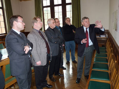 Peter Friedrich (links) hat sich in Schramberg für die Talumfahrung ausgesproch. Foto: Schönfelder / Schwarzwälder Bote